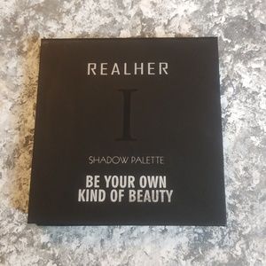 Real Her Shadow palette